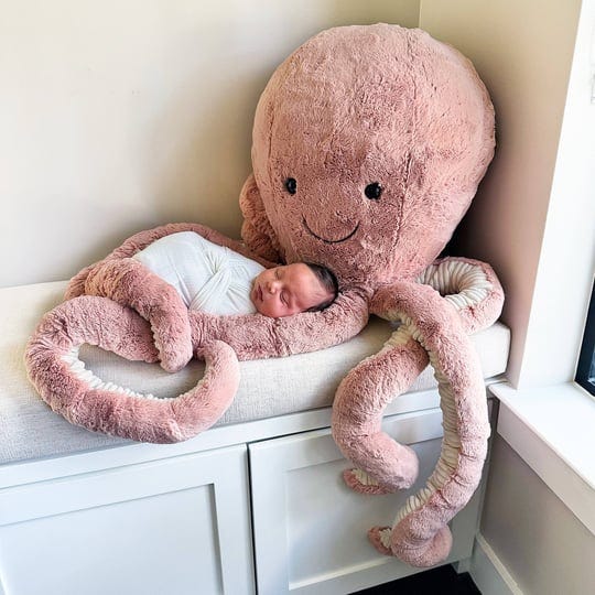 jellycat-odell-octopus-gigantic-1