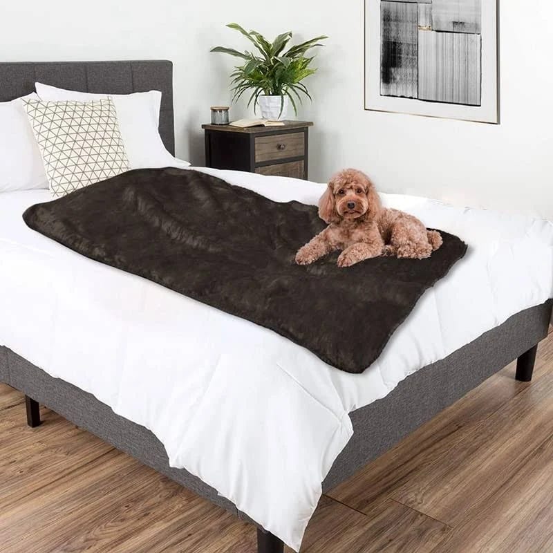 Soft and Warm Waterproof Dog Throw Blanket | Image