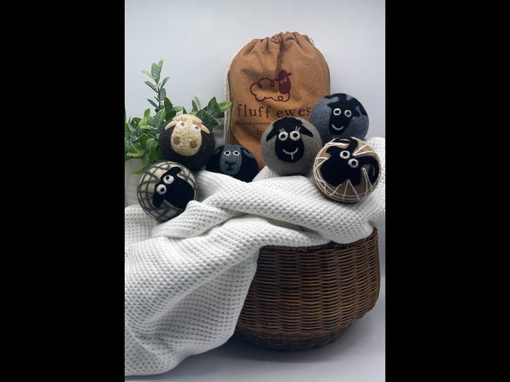 fluff-ewes-premium-handmade-new-zealand-reusable-wool-dryer-balls-for-laundry-anti-static-alternativ-1