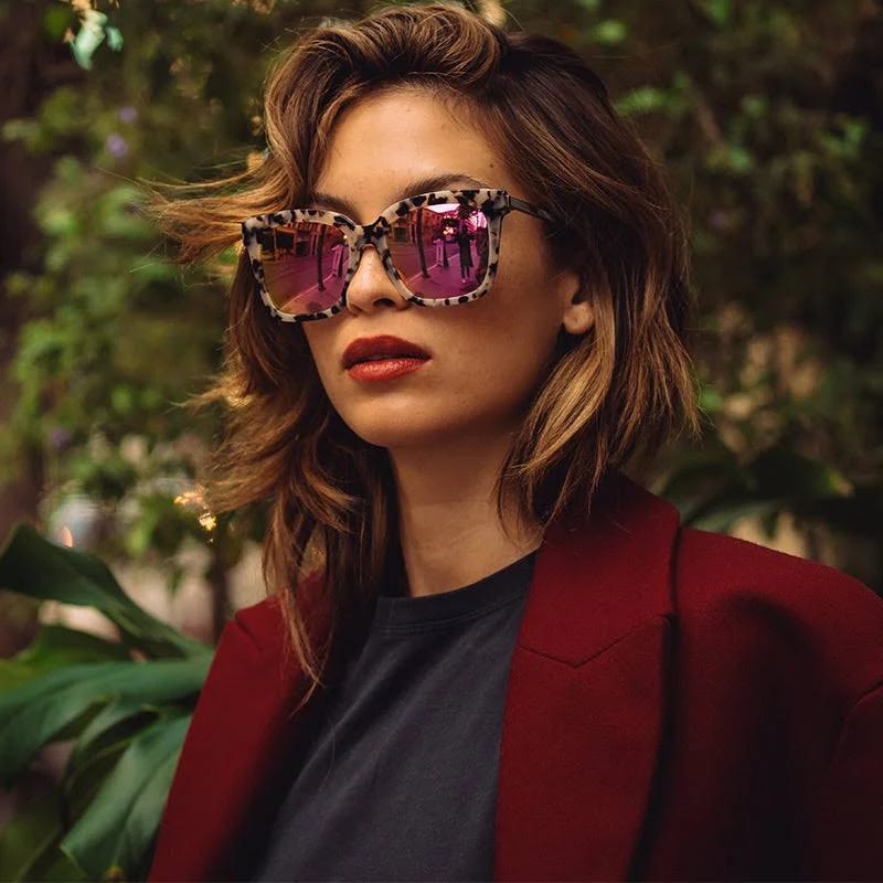 Oversized Mirrored Sunglasses for Stylish Summer Looks | Image