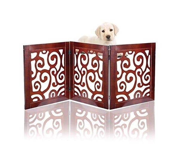 frisky-friends-safety-pet-gate-for-dogs-free-standing-foldable-decorative-scroll-wooden-fence-barrie-1