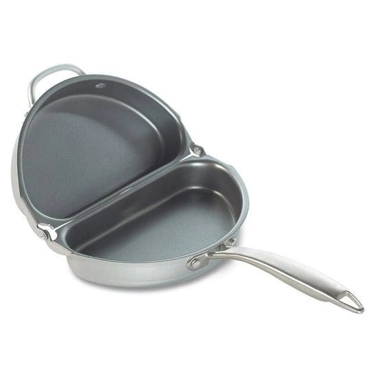 nordic-ware-italian-frittata-omelet-pan-1