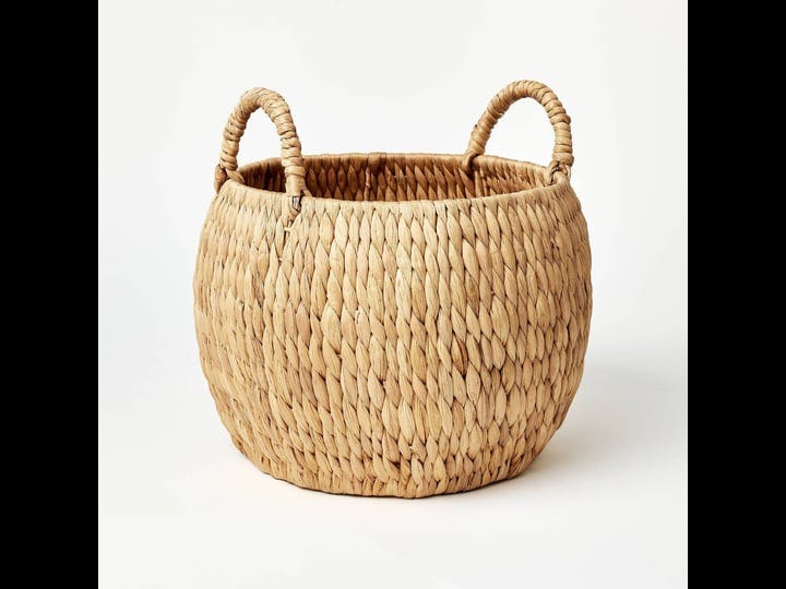 round-vertical-weave-basket-with-handles-threshold-designed-with-studio-mcgee-1