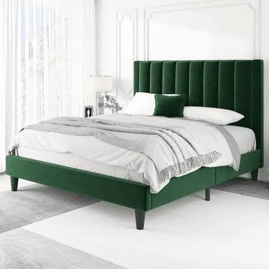 einfach-queen-size-platform-bed-frame-with-velvet-vertical-headboard-green-1