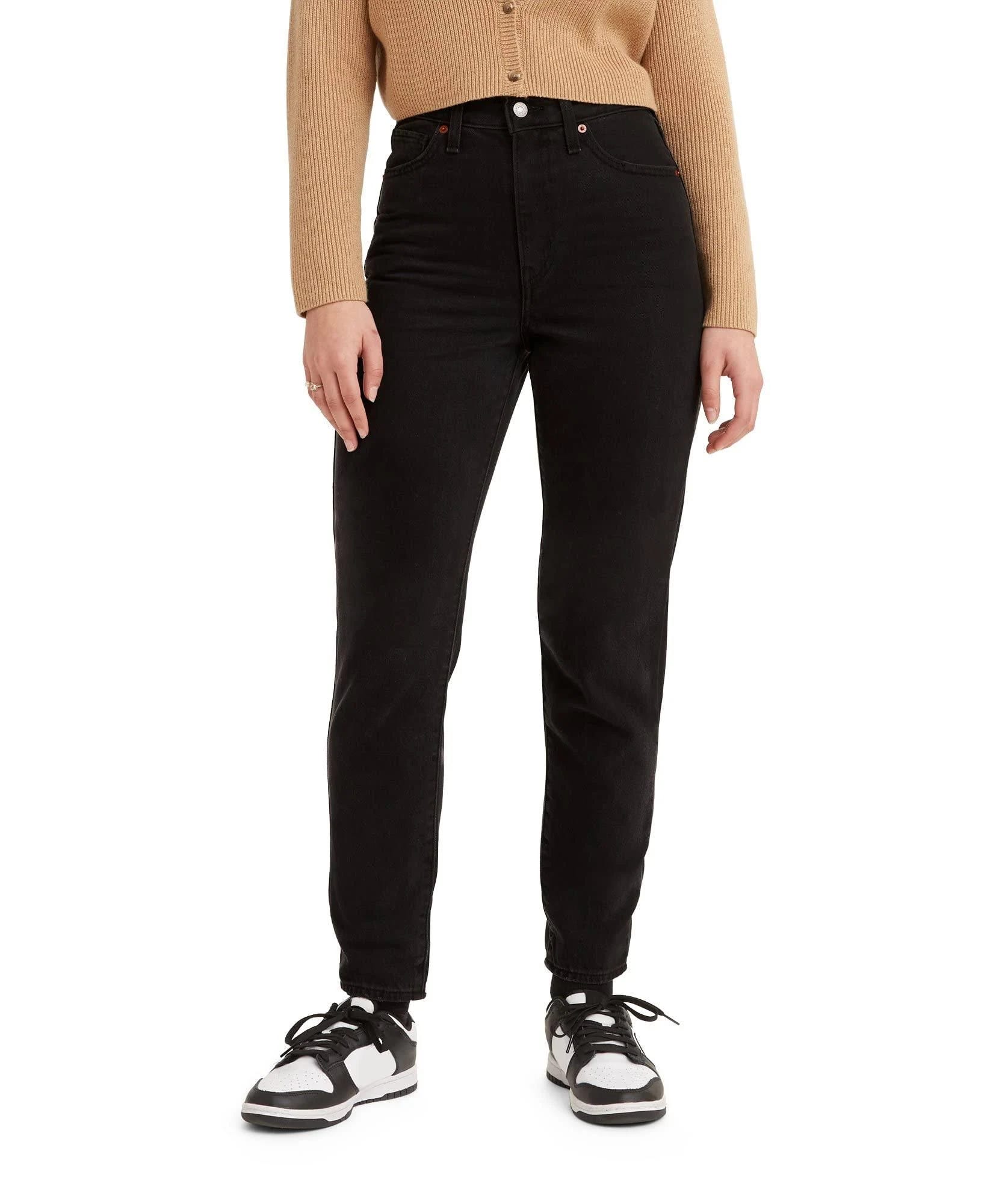 Vintage-Inspired High-Waisted Mom Jeans in Black | Image