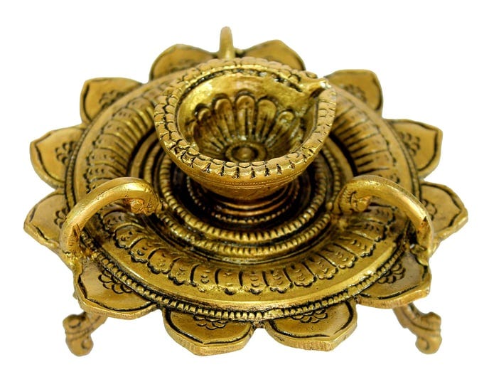 esplanade-lotus-shaped-round-brass-diya-oil-lamp-home-decor-brass-diya-brass-deepam-brass-lamps-kuth-1