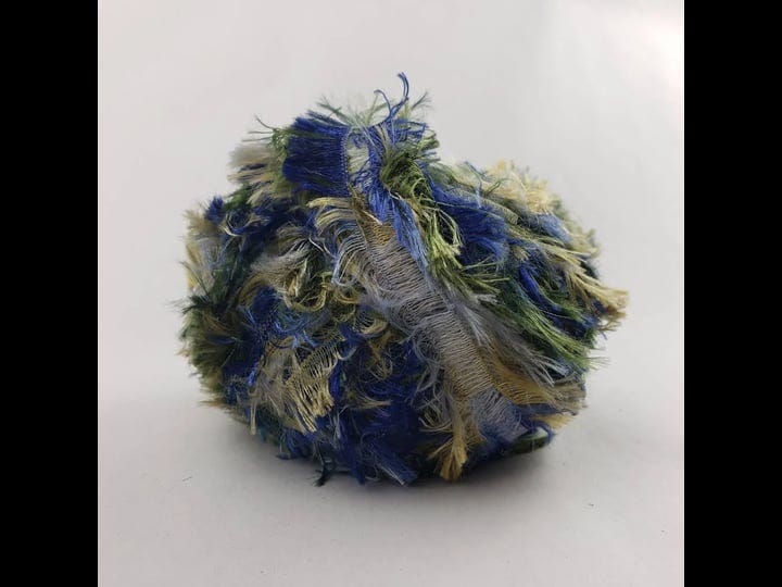 boa-novelty-eyelash-yarn-001-greens-blues-1