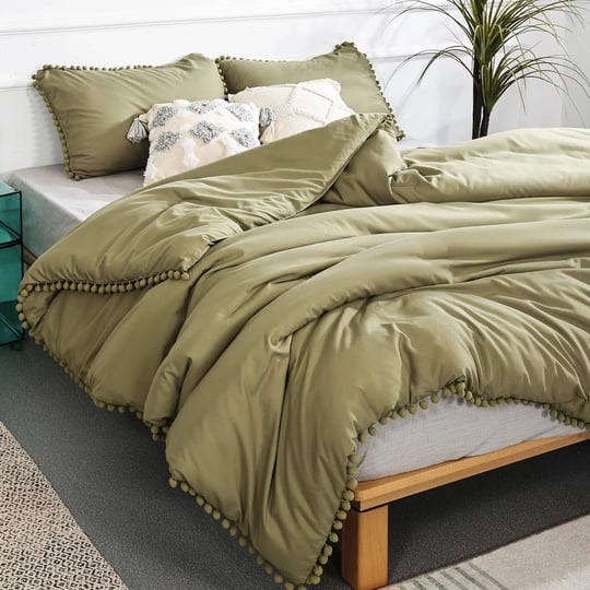 yirddeo-olive-green-queen-ball-pom-fringe-design-comforter-set-3pcs-boho-aesthetic-luxurious-full-be-1