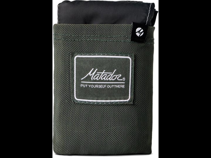 matador-pocket-blanket-green-1