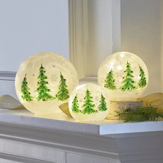 illuminated-glass-christmas-orbs-white-1