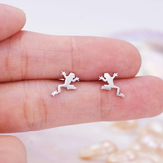 frog-stud-earrings-in-sterling-silver-tree-frog-rain-forest-frog-nature-inspired-cute-fun-and-quirky-1
