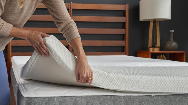 Best Cooling Mattress Pad: Sleep Cool & Comfortable