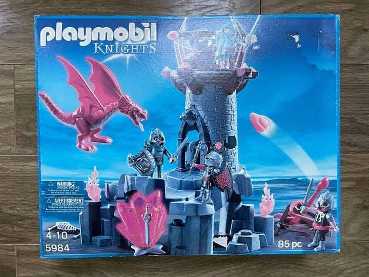 playmobil-5984-knights-and-dragon-castle-playset-1
