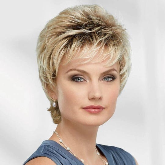 blonde-daisy-whisperlite-wig-by-paula-young-short-straight-wig-size-petite-1