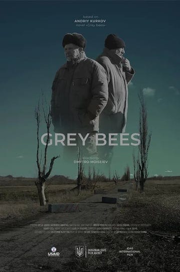 grey-bees-7165758-1