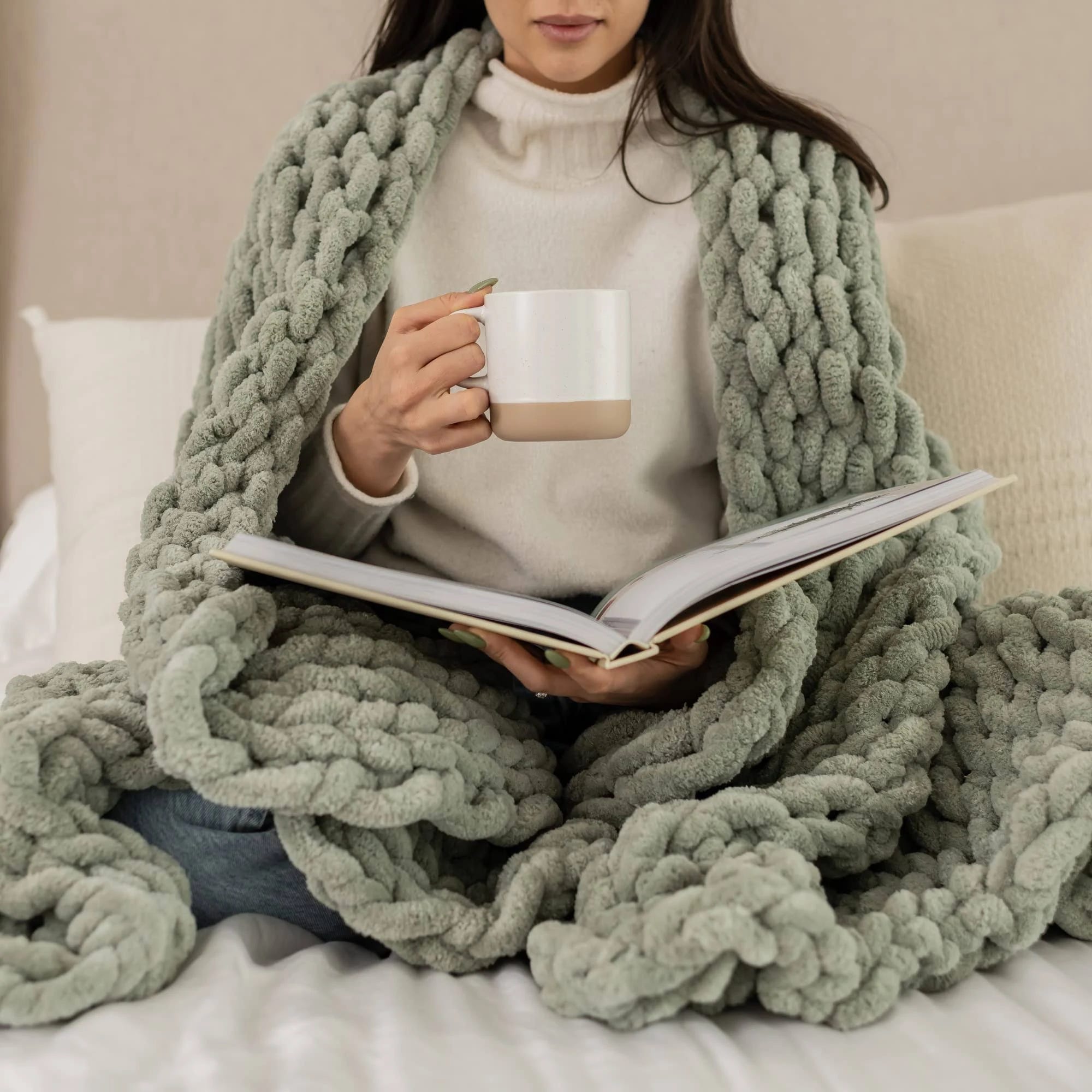Luxury Chenille Chunky Knit Blanket for Farmhouse Decor | Image