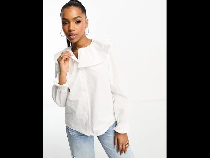 urban-revivo-ruffle-collar-blouse-in-white-1