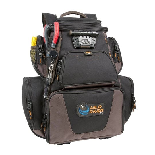 wild-river-tackle-tek-nomad-xp-lighted-backpack-w-usb-charging-system-1