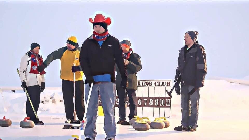 curling-in-stanley-5004946-1