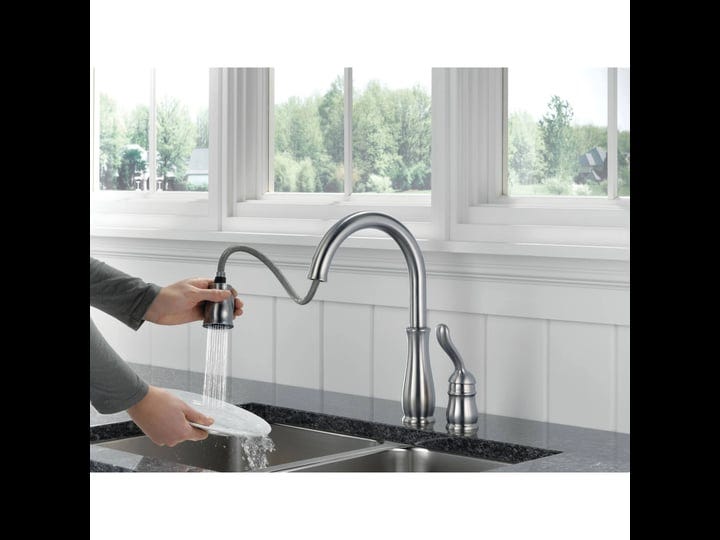 delta-978-dst-leland-single-handle-pull-down-kitchen-faucet-chrome-1