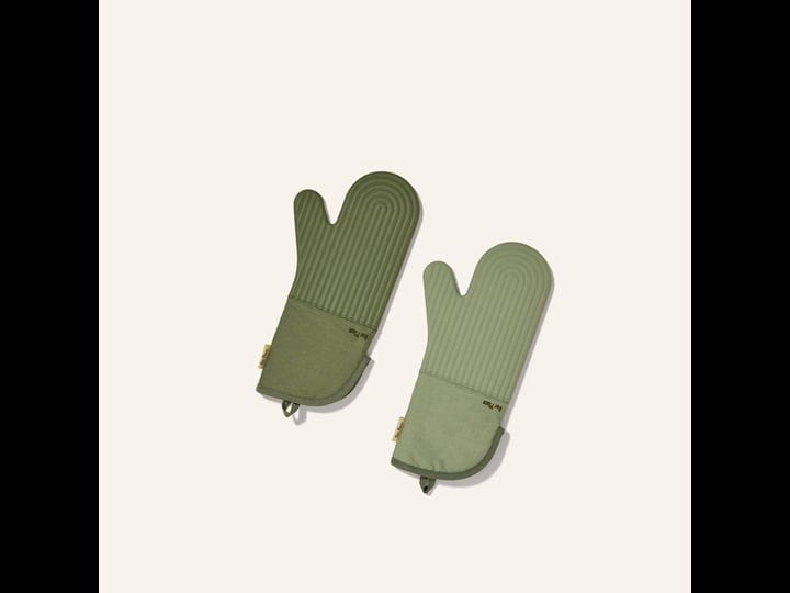 our-place-cotton-silicone-oven-mitts-in-sage-1