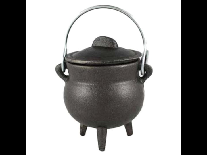 plain-cast-iron-cauldron-4