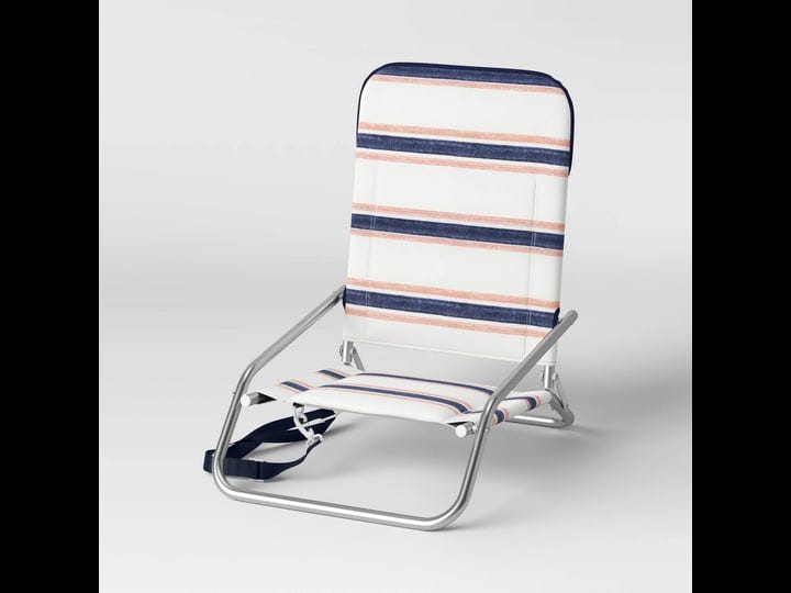 cushioned-sand-chair-with-carry-strap-striped-threshold-1