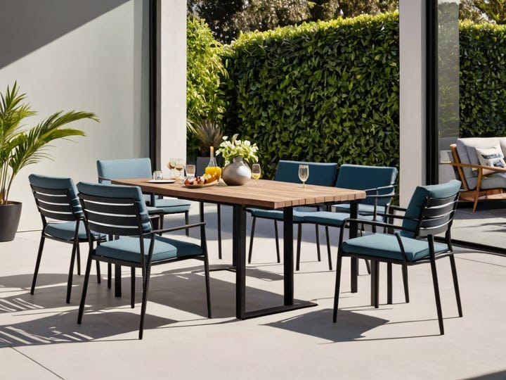 Metal-Outdoor-Dining-Chairs-2