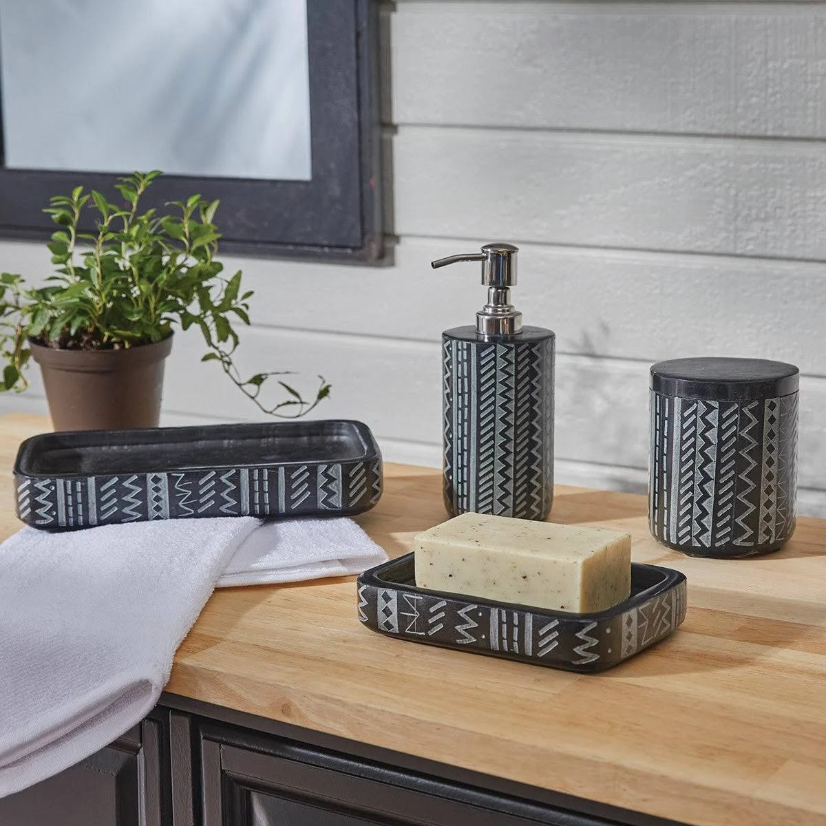 Black and White Soapstone Bathtub Tray | Image