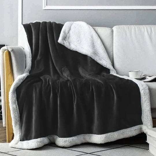 everlasting-comfort-sherpa-fleece-blanket-20-thicker-than-other-soft-blankets-throws-1