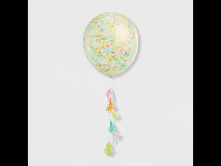 spritz-uninflated-confetti-tassel-balloon-target-1