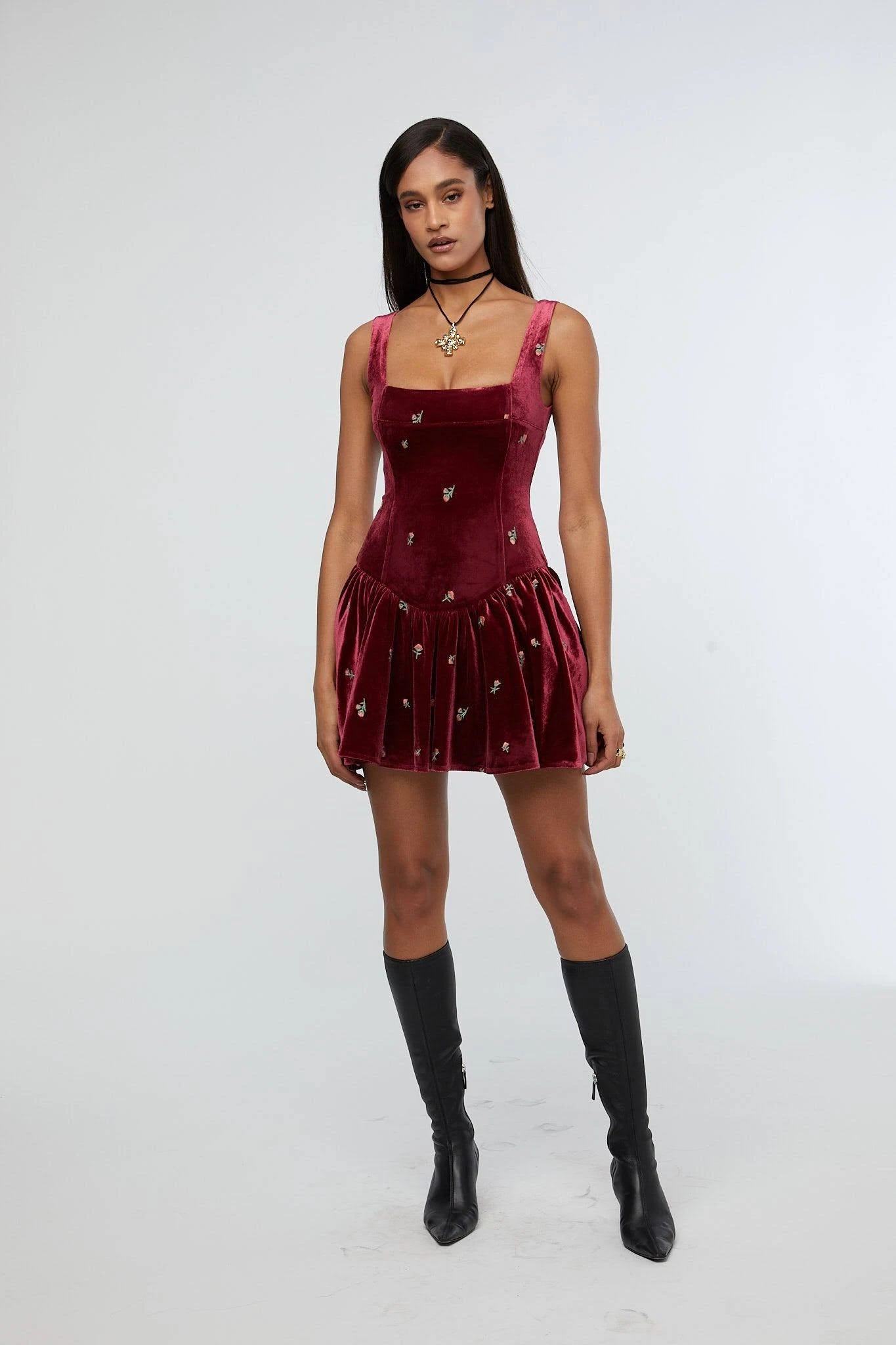 Fashionable Embroidered Velvet Corset Peplum Mini Dress in Burgundy | Image