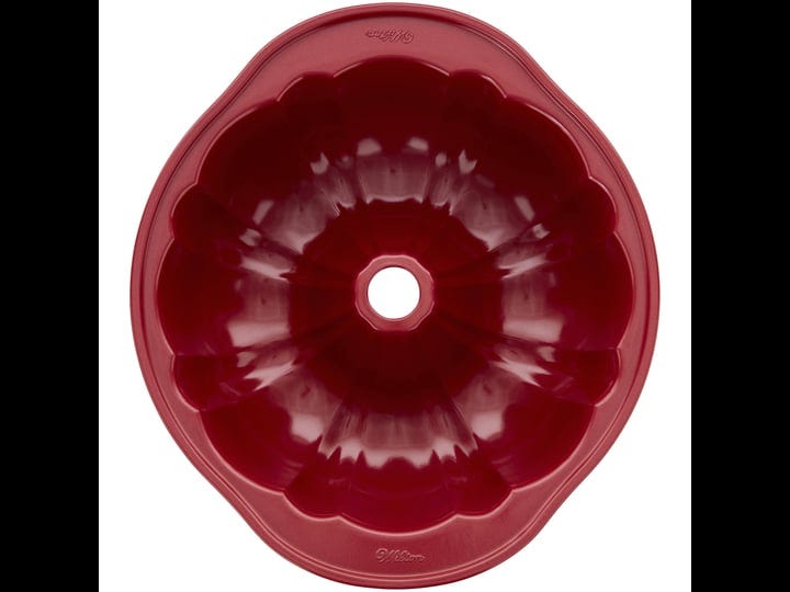 wilton-fluted-pan-9-inch-red-1