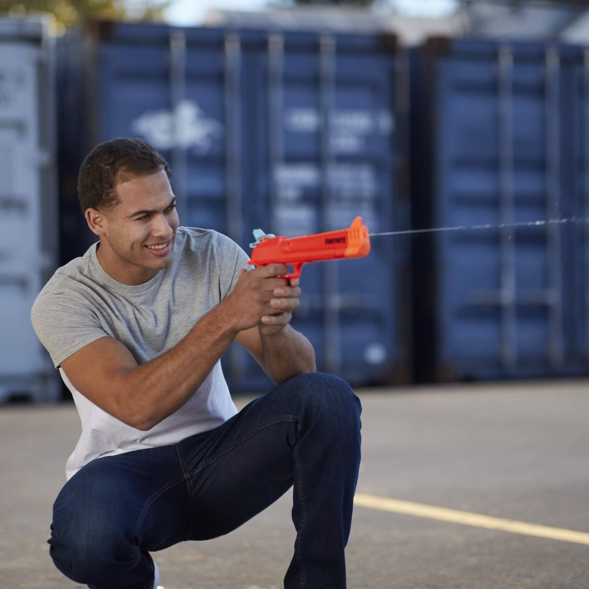 Fortnite-Inspired Nerf Water Blaster for Outdoor Fun | Image