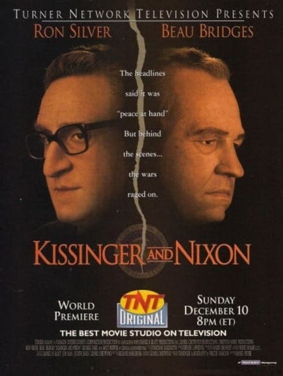 kissinger-and-nixon-4550301-1