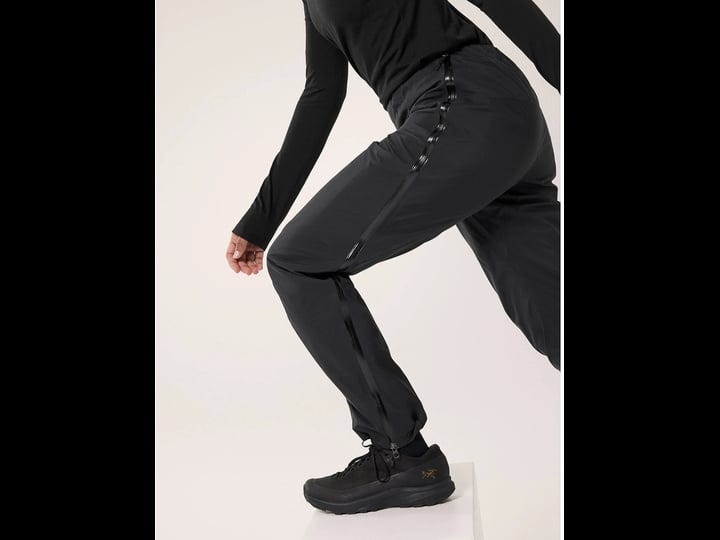 arcteryx-beta-pant-womens-black-sr-1