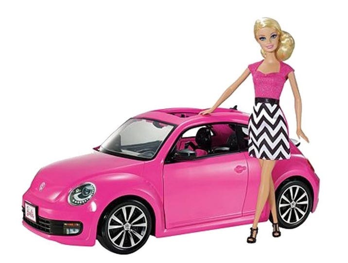 barbie-volkswagen-new-beetle-doll-set-1