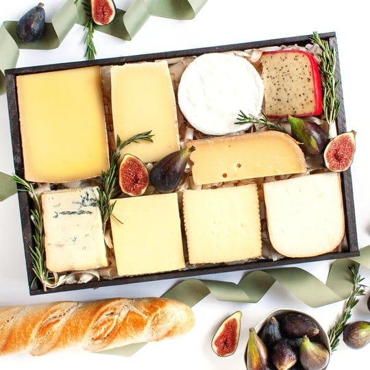 igourmet-cheese-lovers-sampler-gift-basket-includes-spanish-manchego-italian-mountain-gorgonzola-red-1