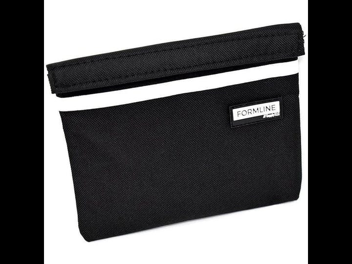 formline-smell-proof-bag-7x6-inches-with-double-the-odor-proof-technology-scen-1