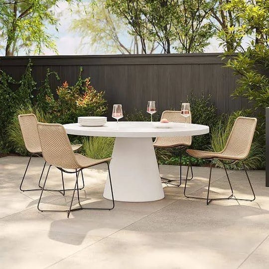 concrete-pedestal-outdoor-44-in-round-dining-table-gray-concrete-west-elm-1