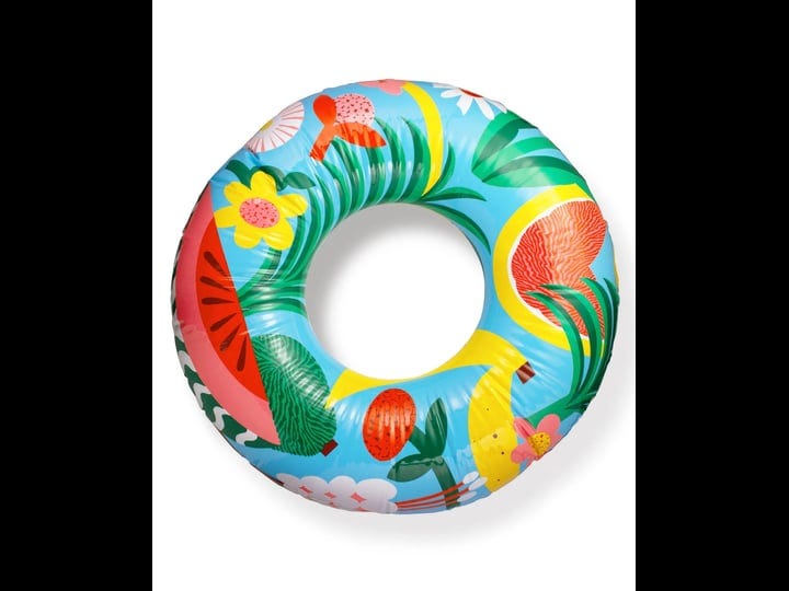 ban-do-float-on-giant-innertube-1