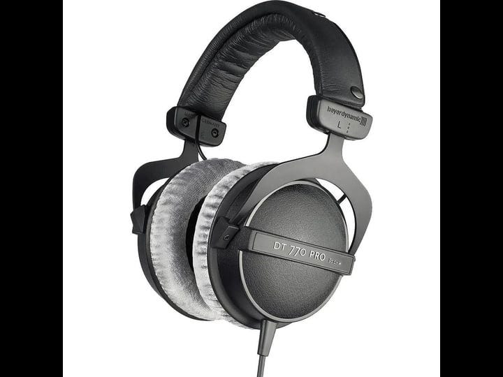 beyerdynamic-dt-770-pro-studio-headphones-80-ohm-1