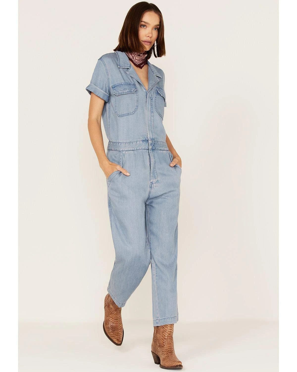 Fashionable 100% Lyocell Denim Jumpsuit with Hidden Closure | Image