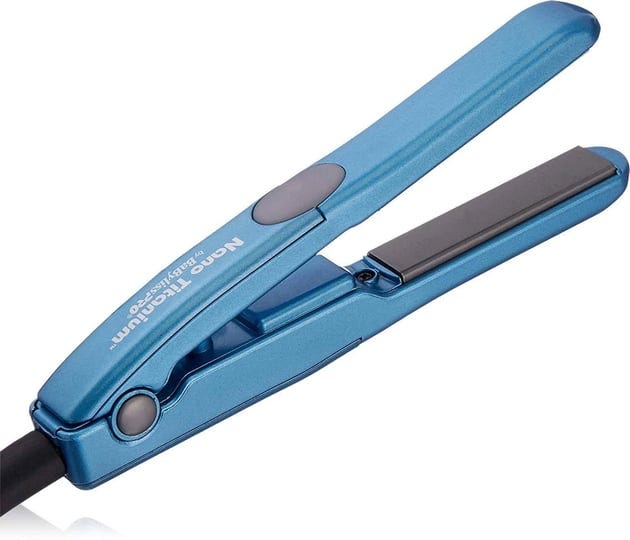 babyliss-pro-nano-titanium-mini-flat-iron-1