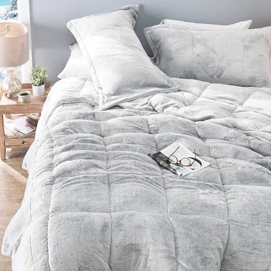 nati-nasti-coma-inducer-comforter-set-usa-heavyweight-filled-frosted-coal-oversized-king-1