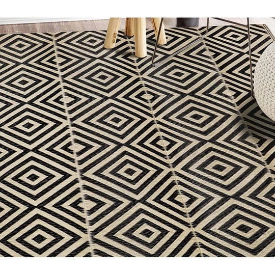 geometric-machine-woven-square-9-x-9-plastic-indoor-outdoor-area-rug-in-black-beige-george-oliver-1