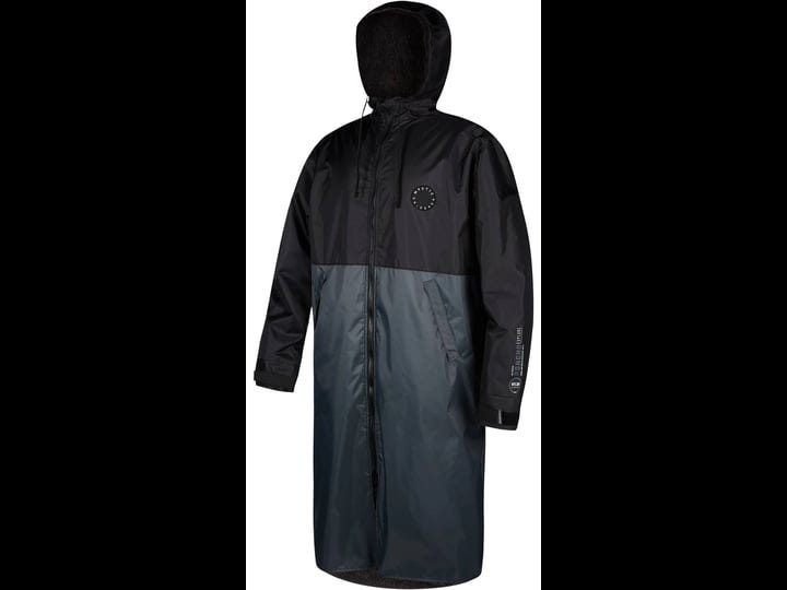 mystic-poncho-deluxe-explore-black-1