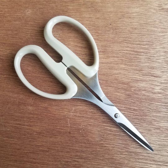 silky-kitchen-scissors-1