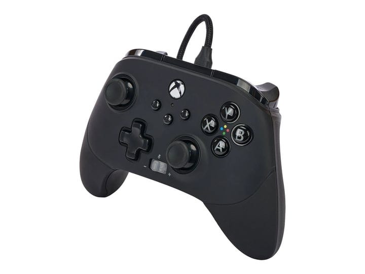 powera-fusion-pro-3-wired-controller-for-xbox-series-xs-black-1