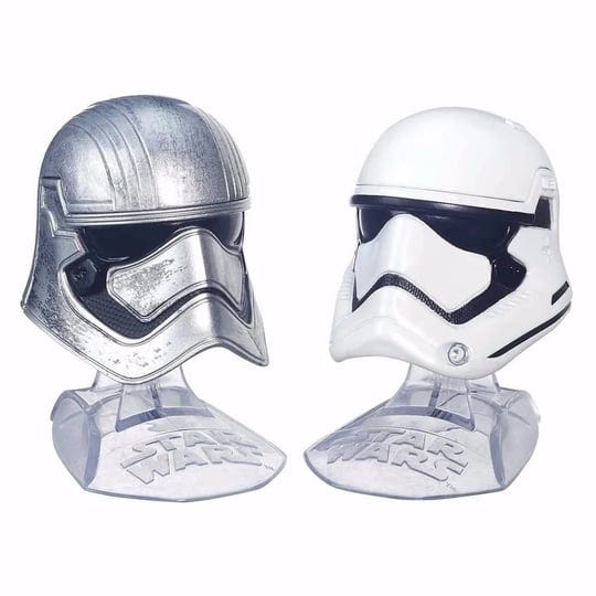 phasma-stormtrooper-star-wars-black-series-die-cast-helmet-1